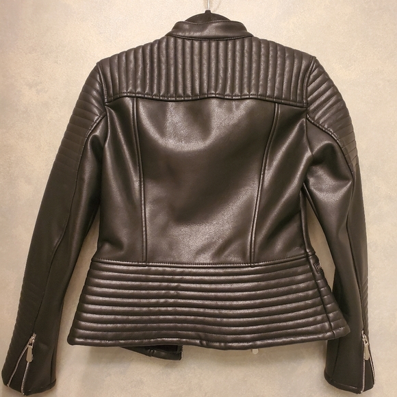 BNWOT Guess Faux Leather Jacket - Picture 2 of 4
